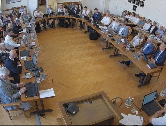 Rada Miasta Krosna odmówiła Prezydentowi wotum zaufania, absolutorium nie zostało udzielone