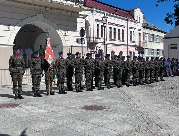 Uroczystości z okazji Święta Wojska Polskiego w Krośnie