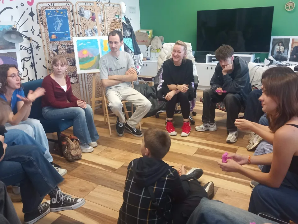 Spotkanie młodzieży z wolontariuszami EKS poświęcone stereotypom europejskim