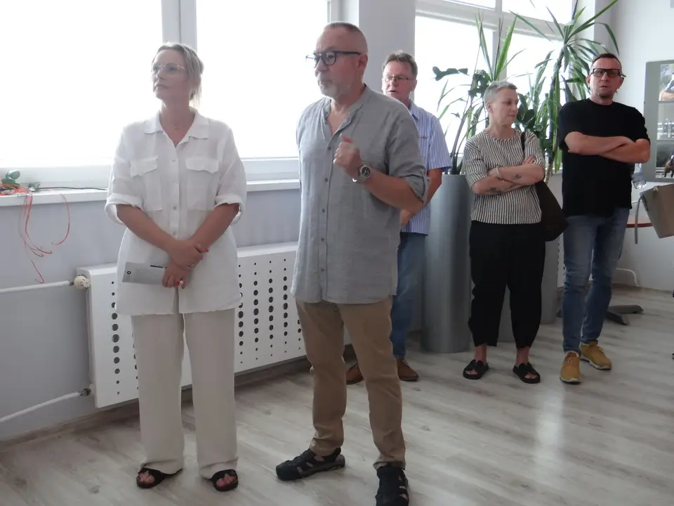 Wystawa fotografii Jerzego Jezierskiego w Krośnieńskiej Bibliotece Publicznej