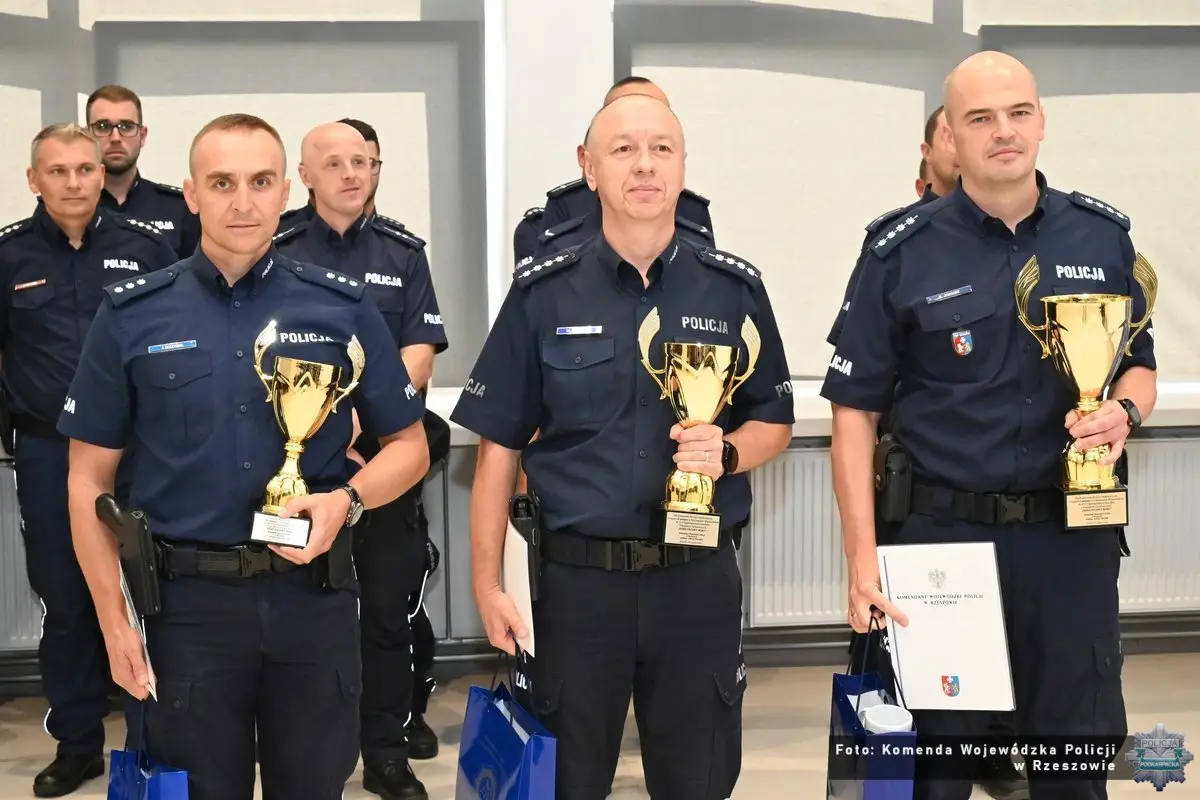 Krośnieński policjant na podium Wojewódzkiego Finału XVI Ogólnopolskich Zawodów Dzielnicowych