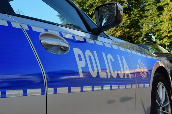 31-latek stracił prawo jazdy za jazdę motocyklem na jednym kole