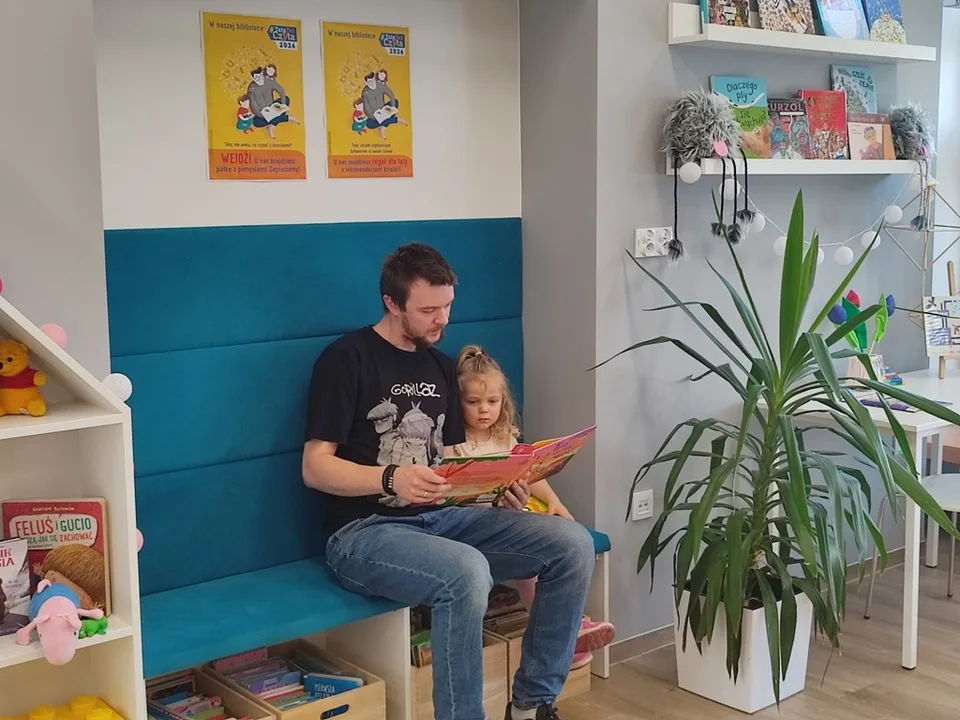 Spotkanie z cyklu 'Tata Też Czyta' w Filii nr 4 KBP