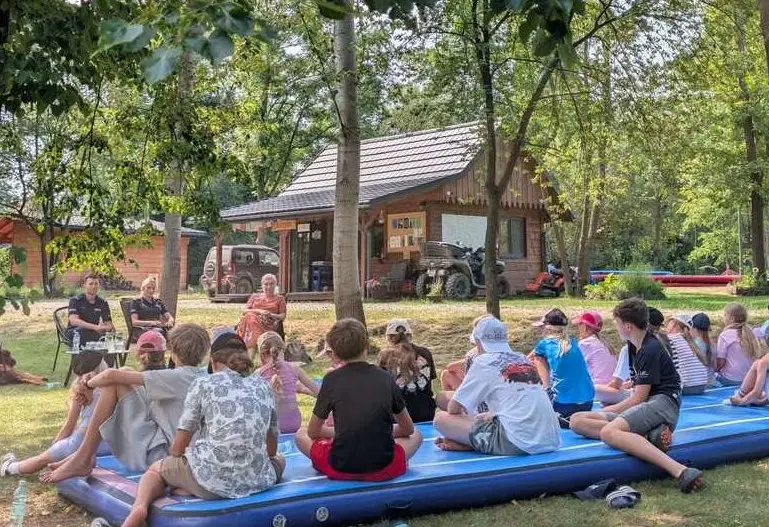 Edukacja na temat bezpieczeństwa wśród dzieci podczas letnich wakacji
