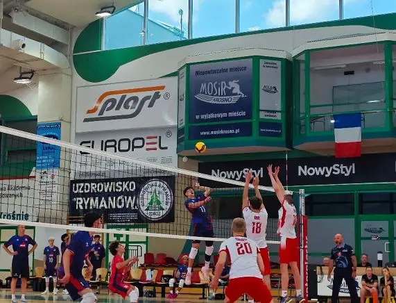 Reprezentacja Polski U17 przegrała z Francją w Krośnie. Przed zespołem kolejne mecze