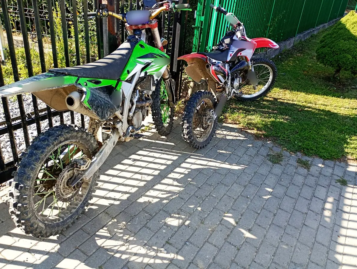 Zatrzymanie dwóch motocyklistów za liczne wykroczenia